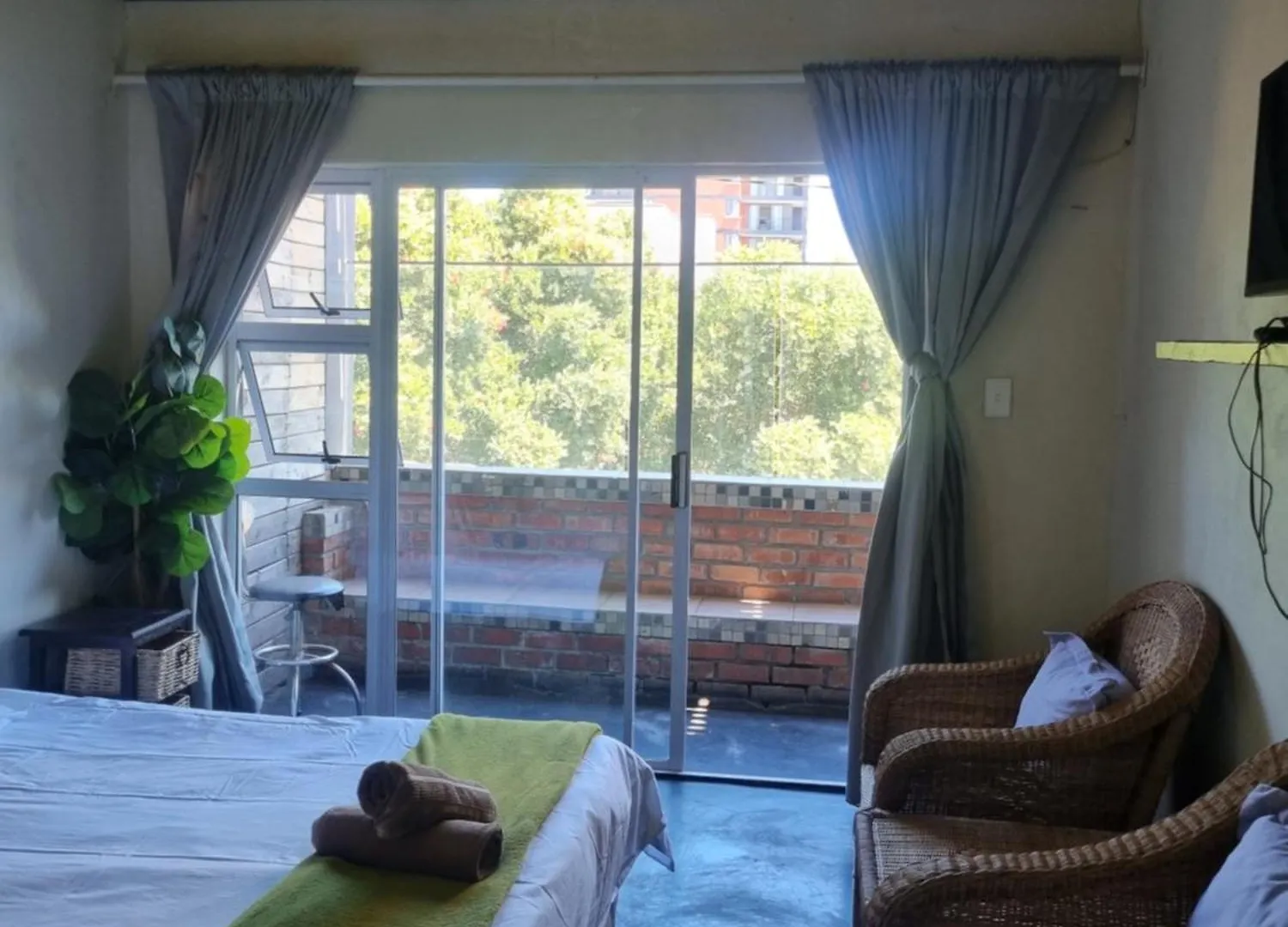 Yello Hotel Cape Town 0*,