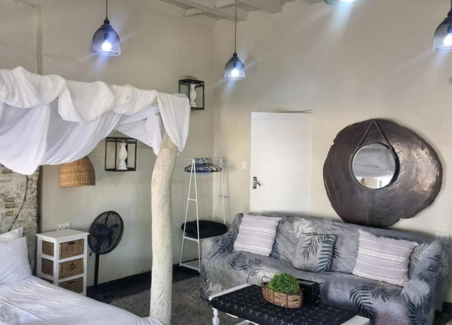 Yello Hotel Cape Town Guest house