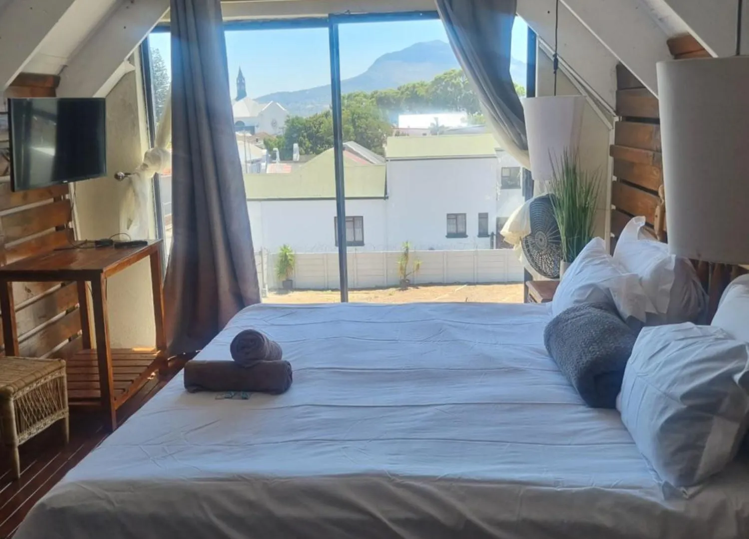 Yello Hotel Cape Town